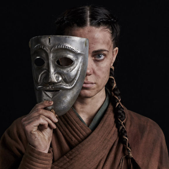 Uulen - Genevieve Florence